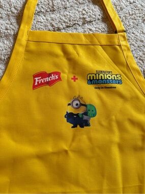 French’s Mustard x Minions & Monsters Goomi Promo Yellow Adult Apron NEW